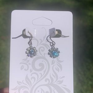 3/$20 Vintage Fashion Bug Flower Earrings